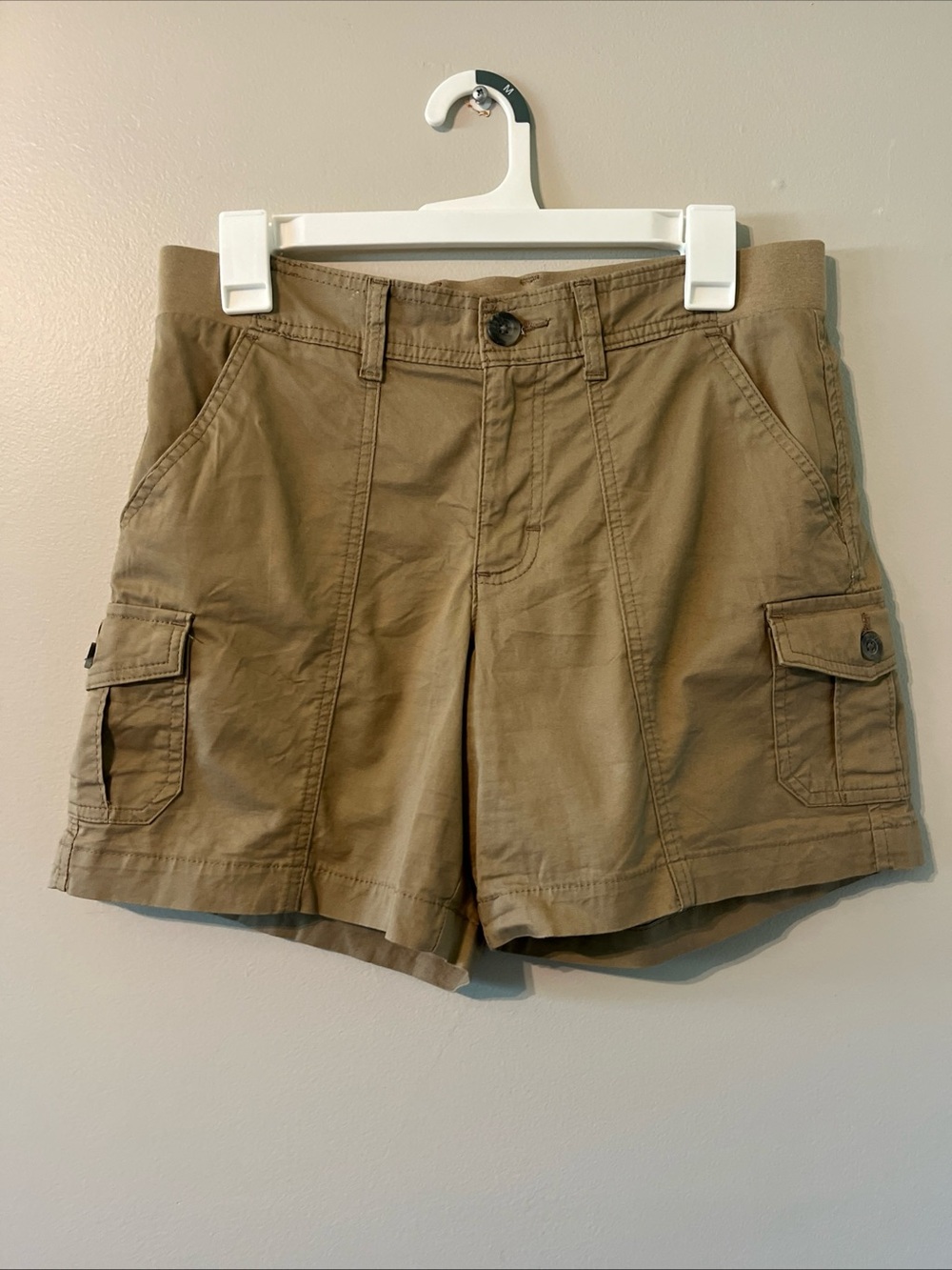Women’s Relaxed Fit Mid Rise Khaki Cargo Shorts 6 Medium Cotton Blend
